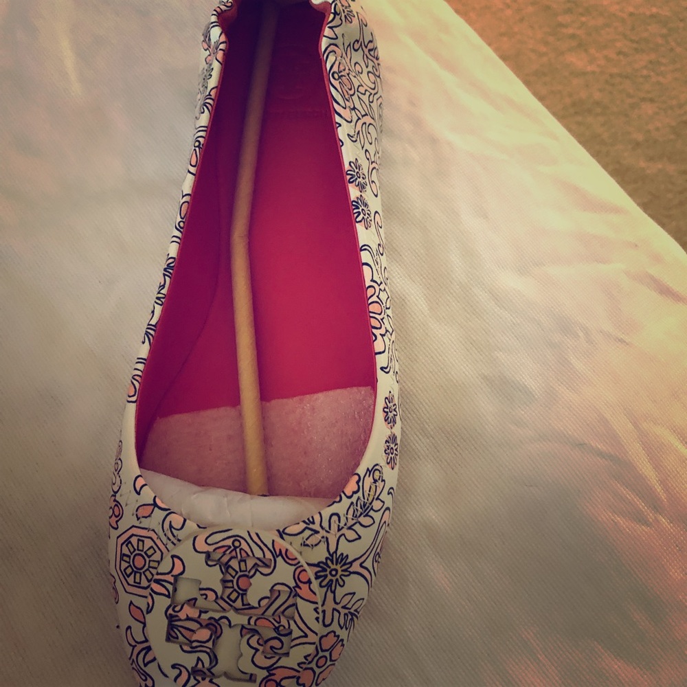 NWT Authentic Tory Burch 8.5 Travel Minnie Flat